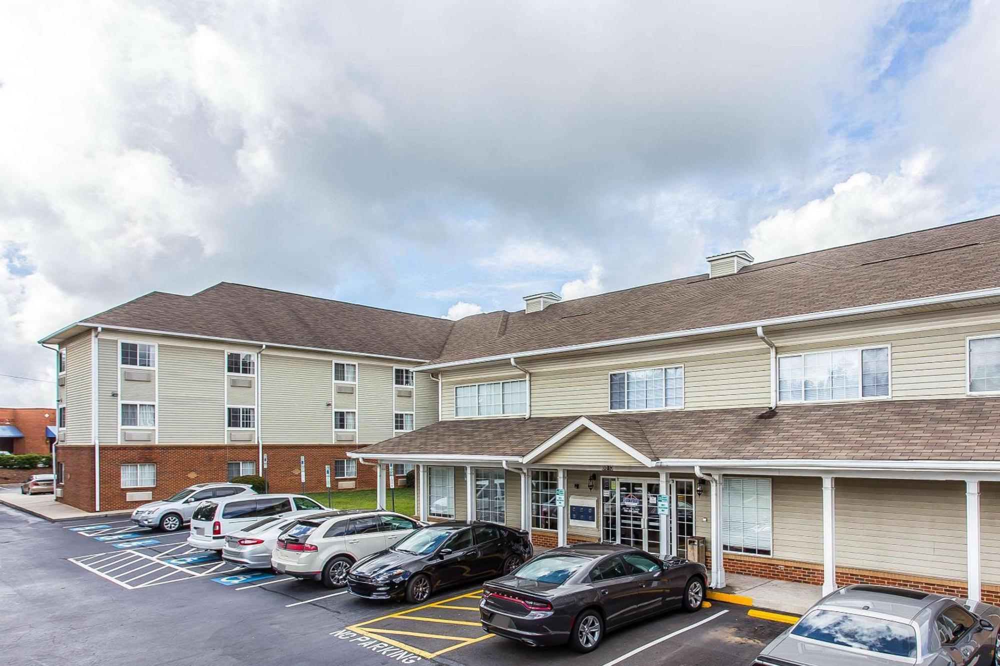 Suburban Studios Near University Of North Carolina-Charlotte Exterior foto